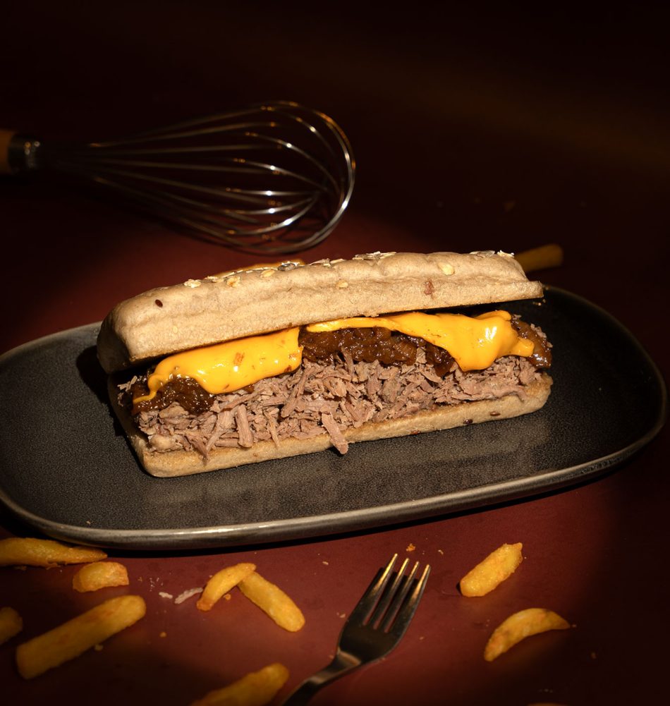 Multigrain bread, beef brisket, <br>
caramelized onion, cheese